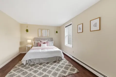 21 Sullivan Court Salem NH 03079