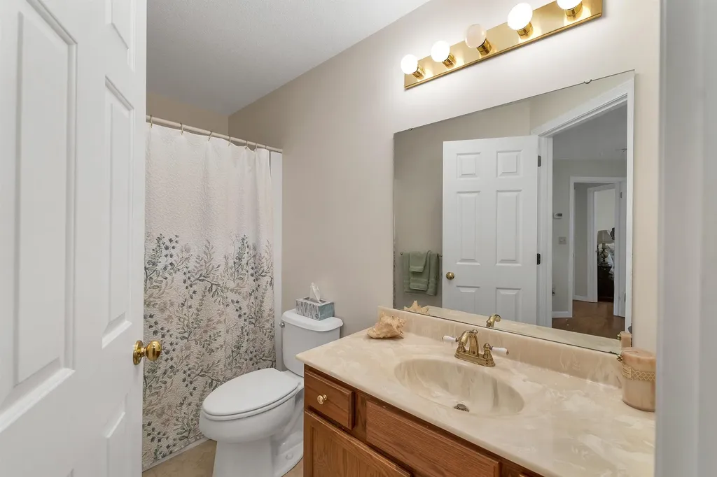 29 Autumn Lane Gilford NH 03249
