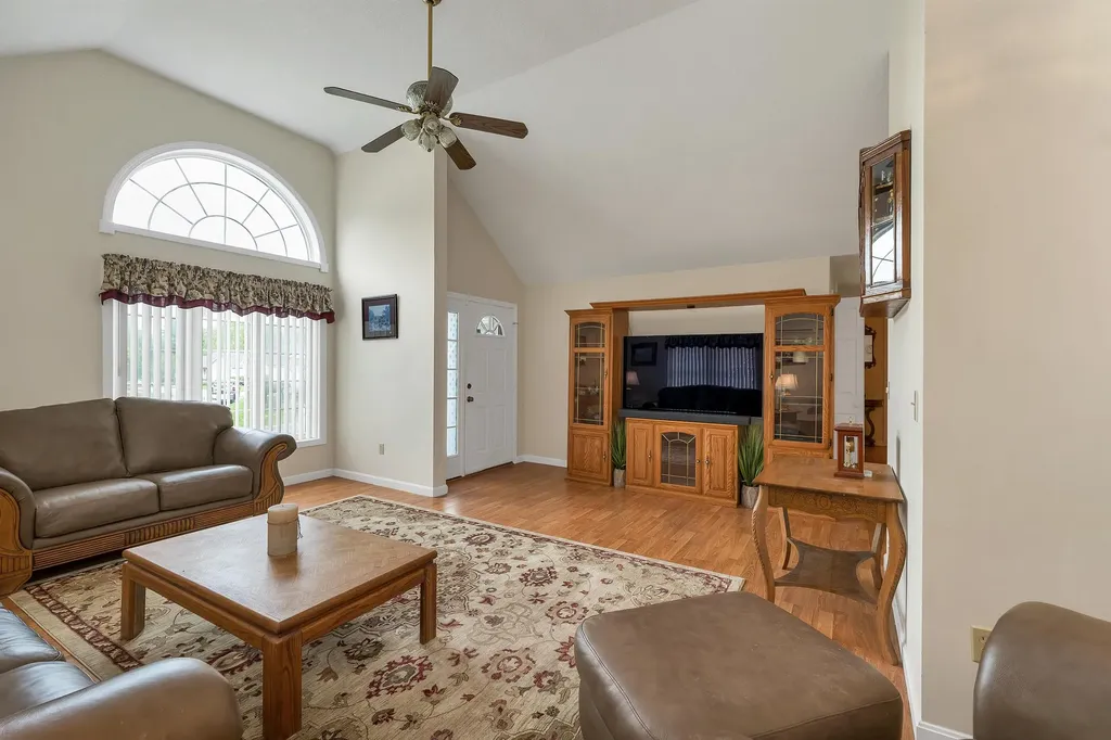 29 Autumn Lane Gilford NH 03249