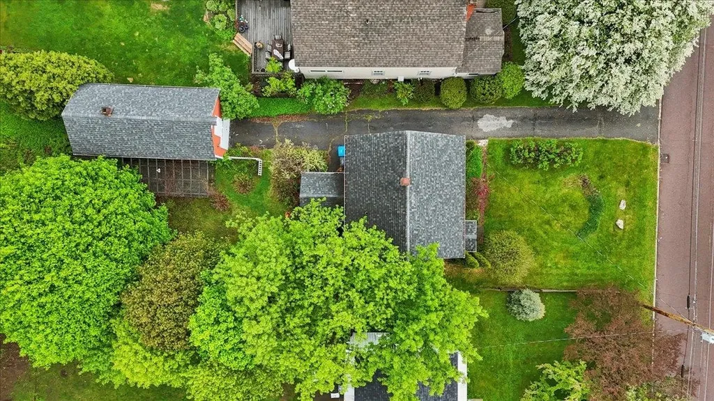 22 Proctor Avenue South Burlington VT 05403
