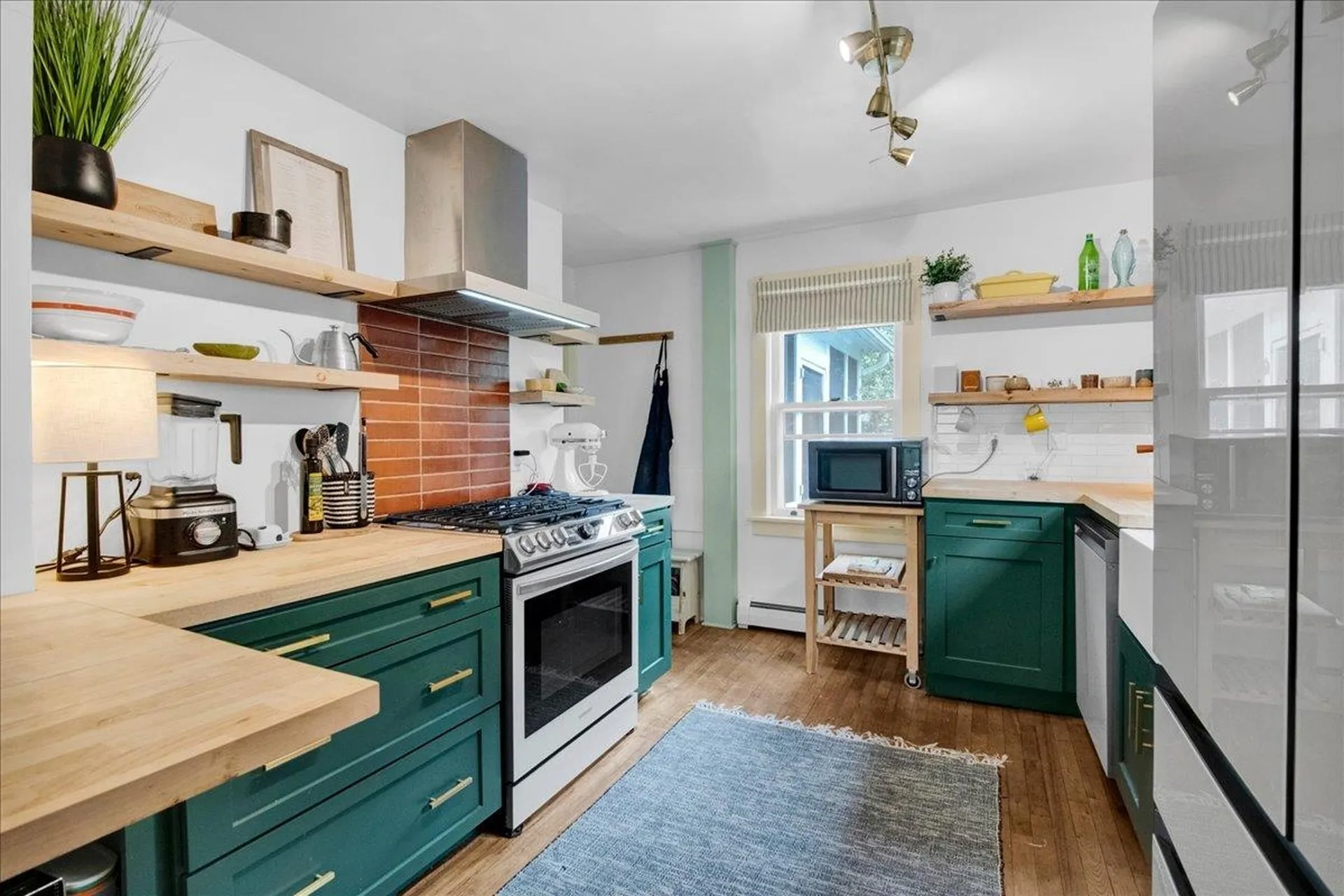 22 Proctor Avenue South Burlington VT 05403