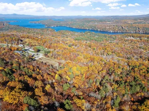 11/13/A/0 High Point Drive Alton NH 03810