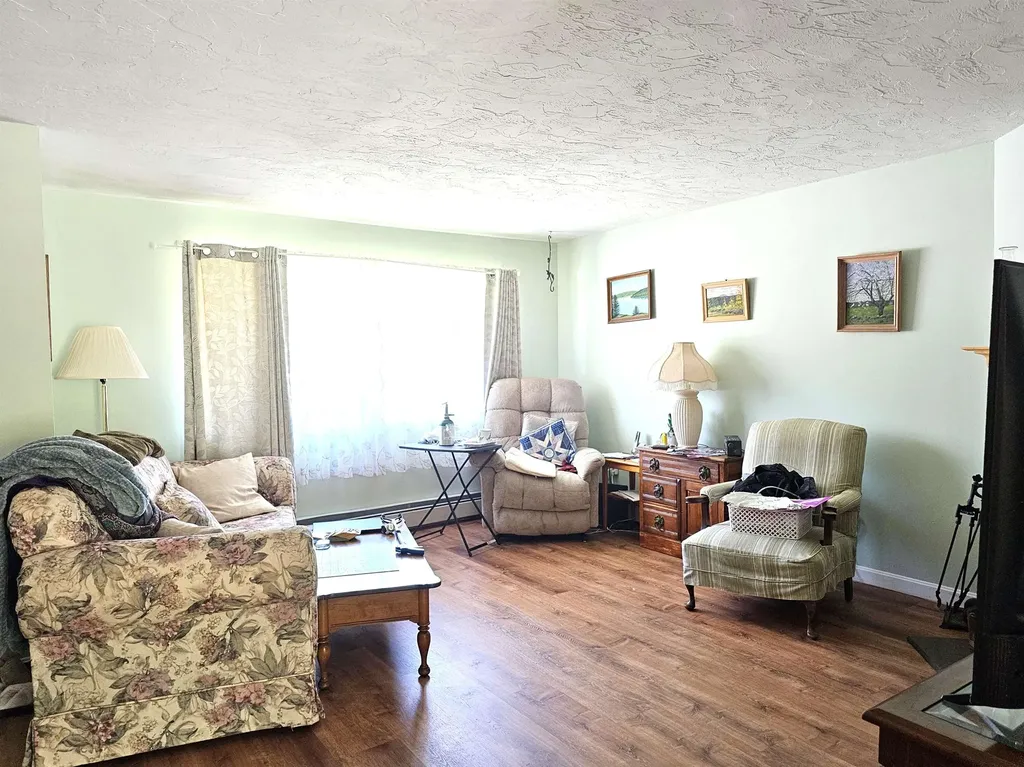 69 Birch Glen Drive Bennington NH 03442