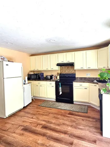 69 Birch Glen Drive Bennington NH 03442
