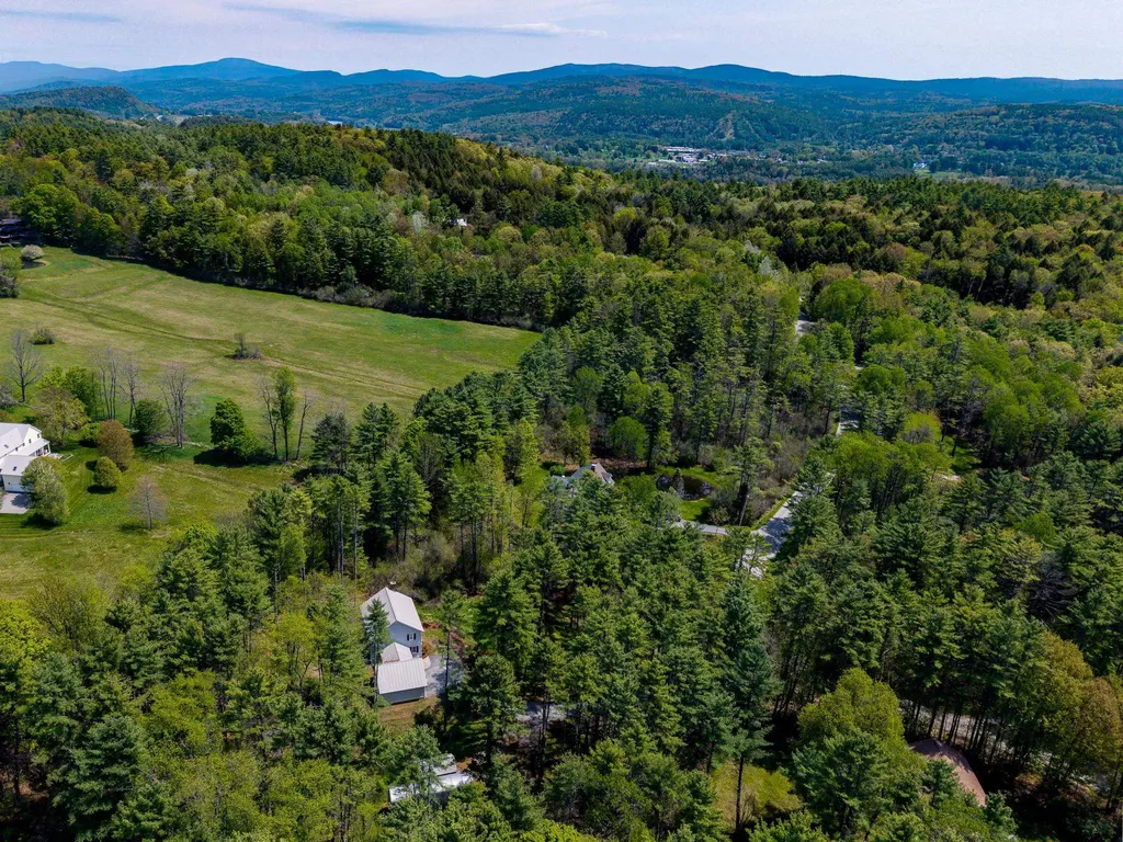 262 Hawk Pine Road Norwich VT 05055