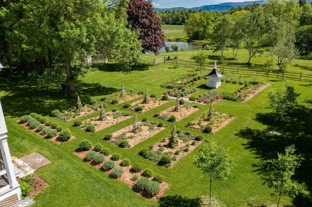 1816 Morgan Horse Farm Road Weybridge VT 05753