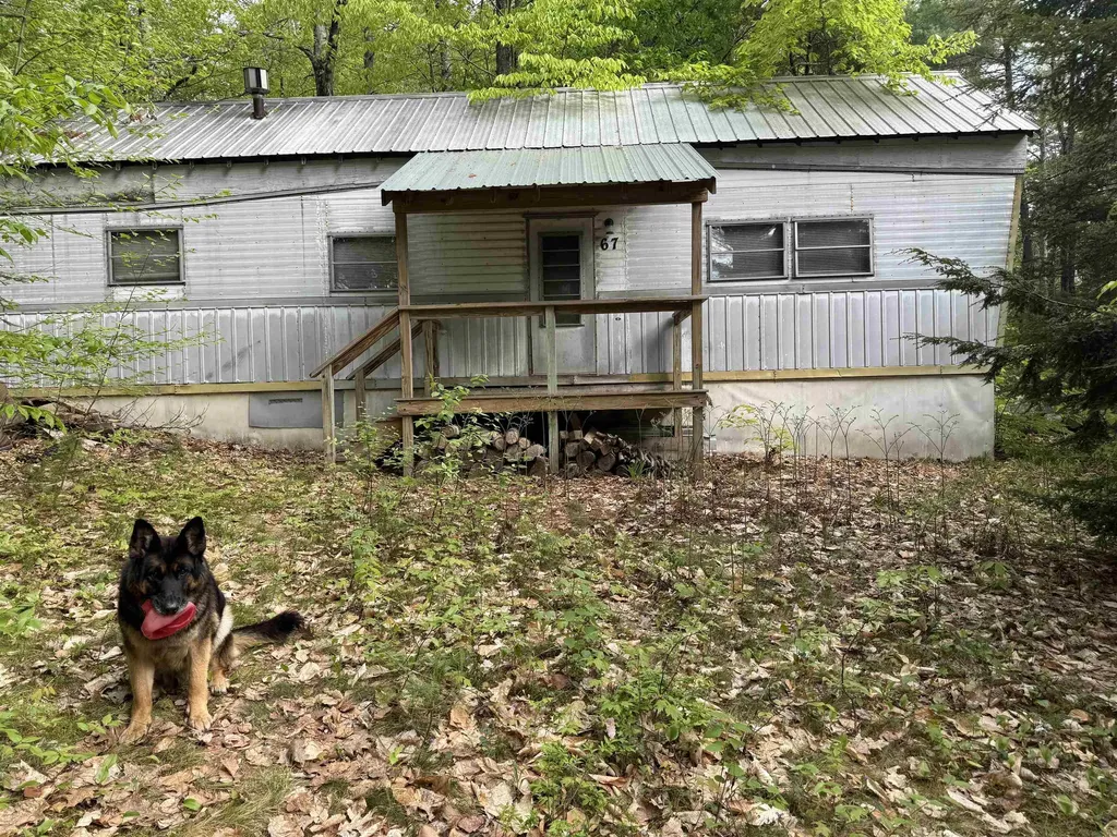 67 Old Pound Road Effingham NH 03882