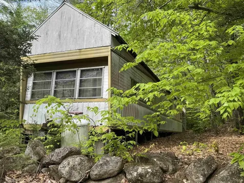 67 Old Pound Road Effingham NH 03882