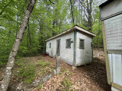 67 Old Pound Road Effingham NH 03882
