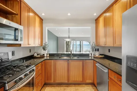 73 Northshore Drive Burlington VT 05408