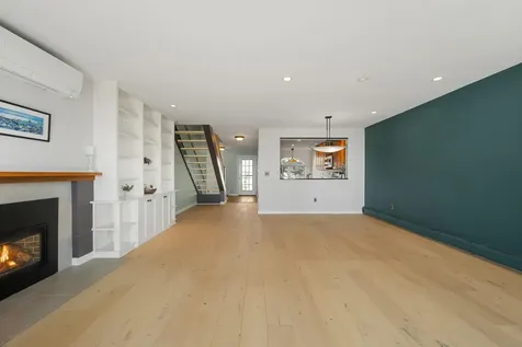 73 Northshore Drive Burlington VT 05408