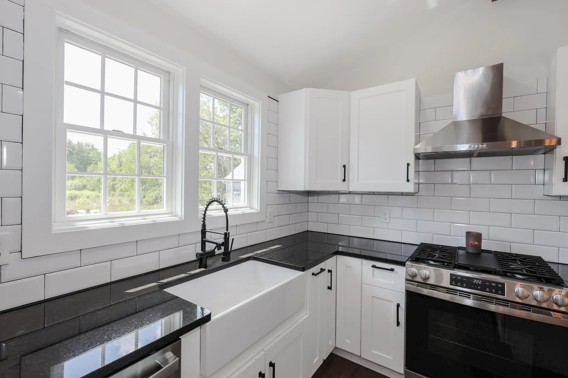 16 Silver Lake Road Hollis NH 03049