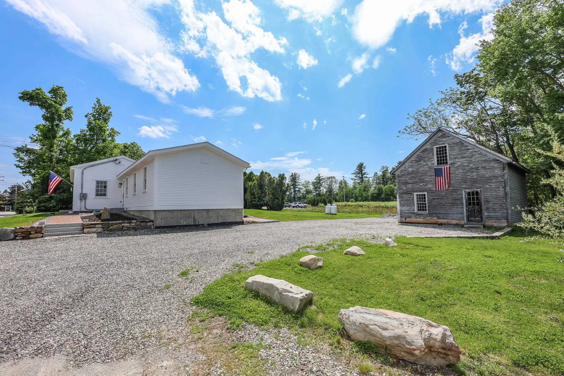 16 Silver Lake Road Hollis NH 03049
