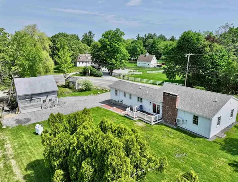 16 Silver Lake Road Hollis NH 03049