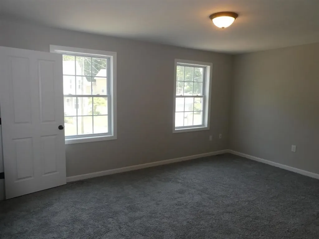 70-72 Hillcrest Avenue Manchester NH 03103