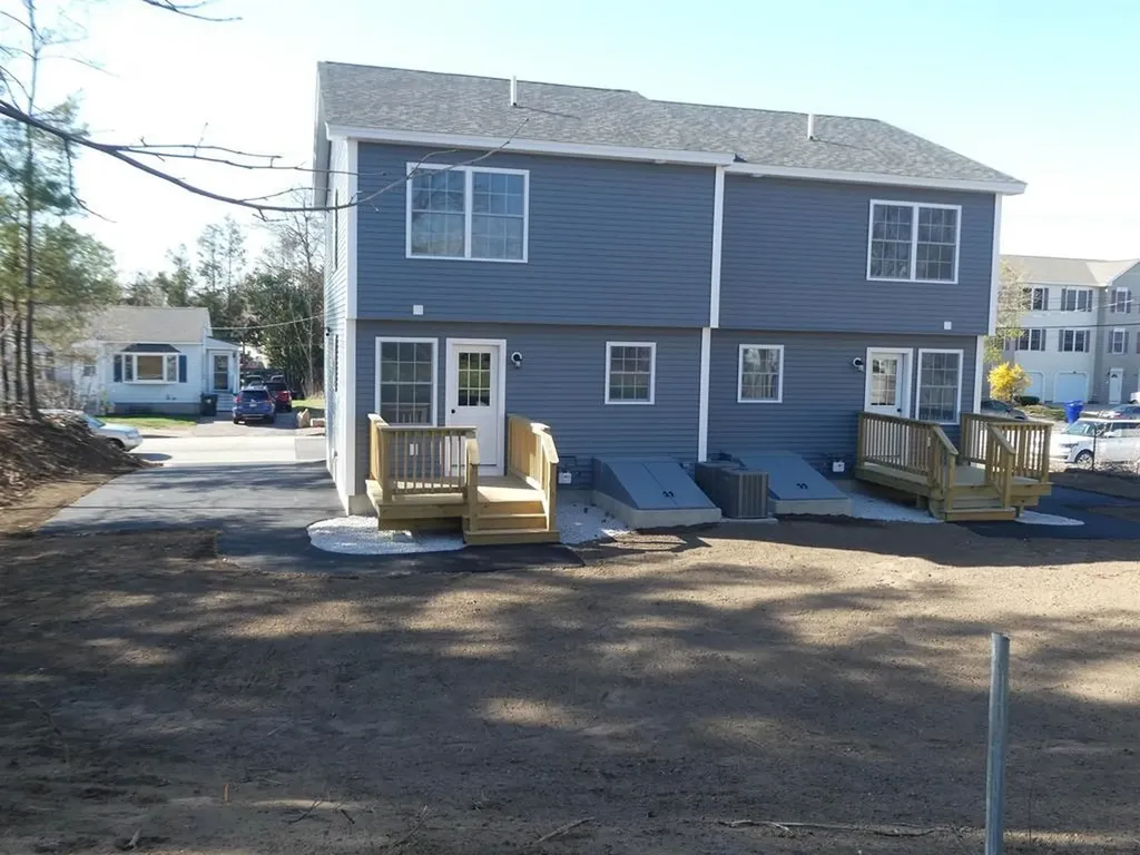 70-72 Hillcrest Avenue Manchester NH 03103