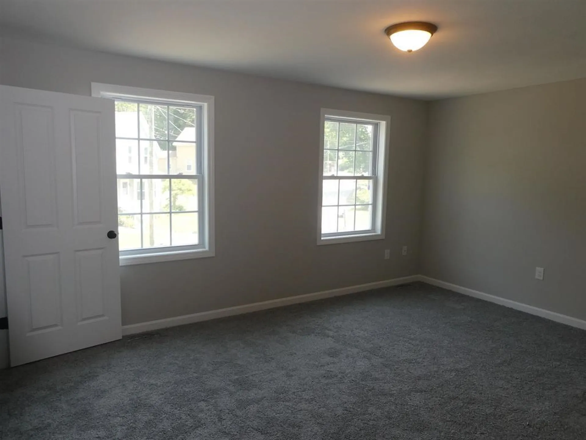 70-72 Hillcrest Avenue Manchester NH 03103