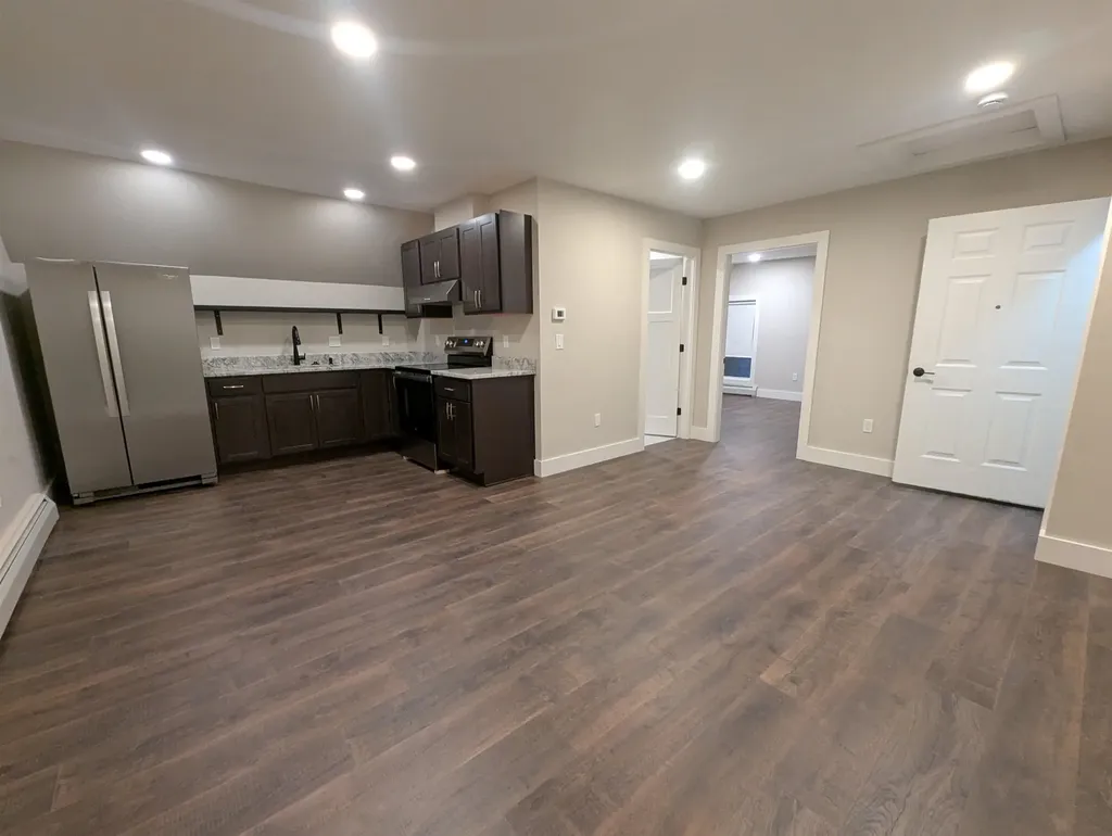 73 Charles Street Rochester NH 03867