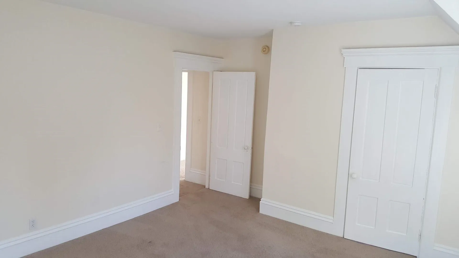 73 Charles Street Rochester NH 03867