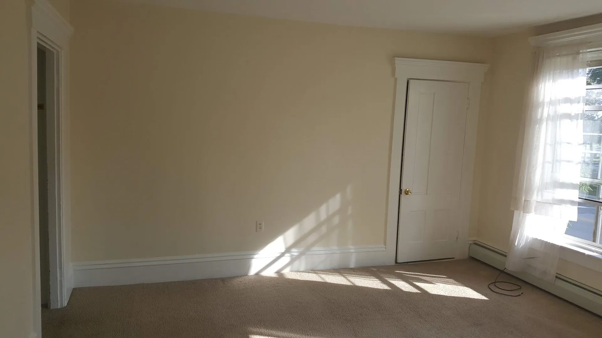 73 Charles Street Rochester NH 03867