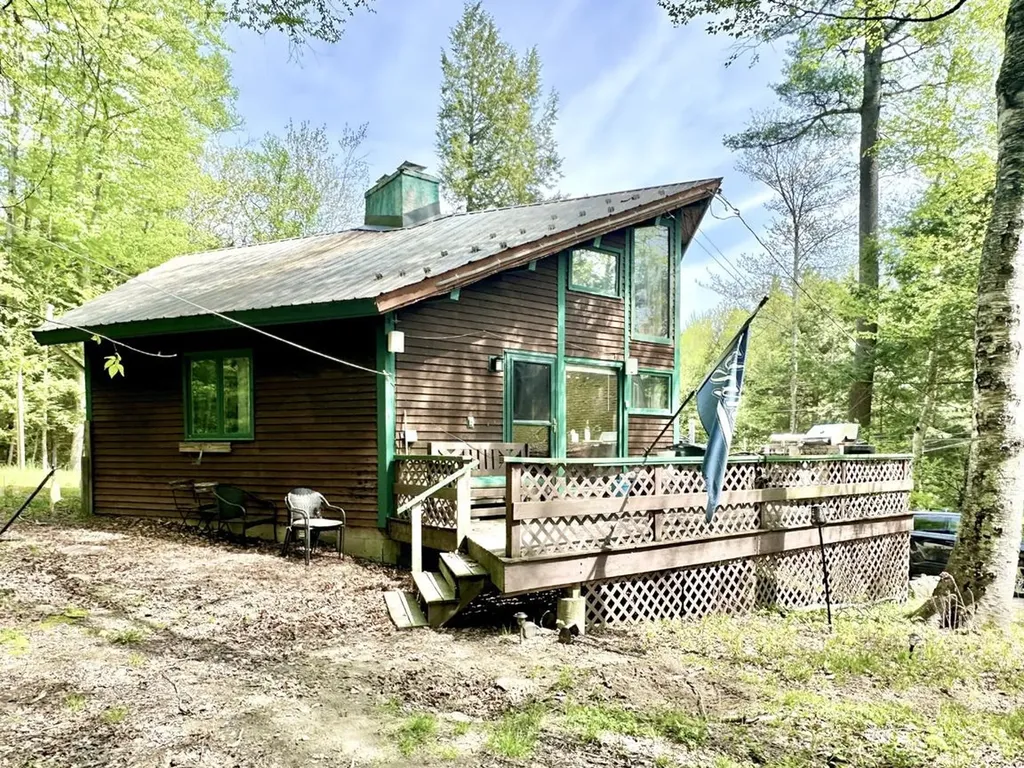 4 Sam Hall Drive Plymouth NH 03264