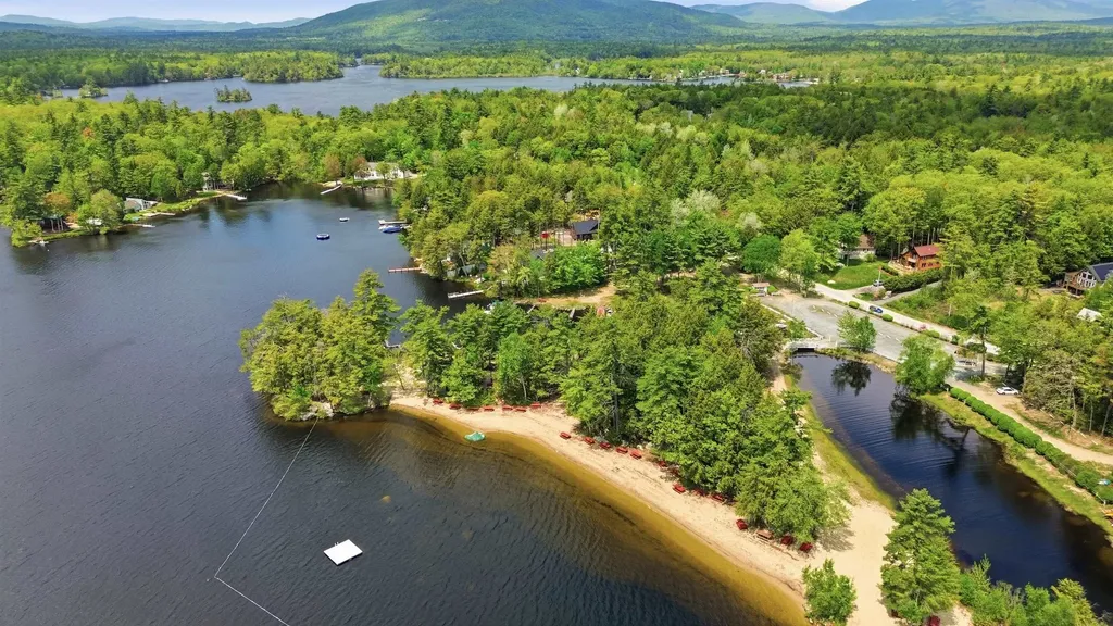 73 Saint Moritz Street Moultonborough NH 03254