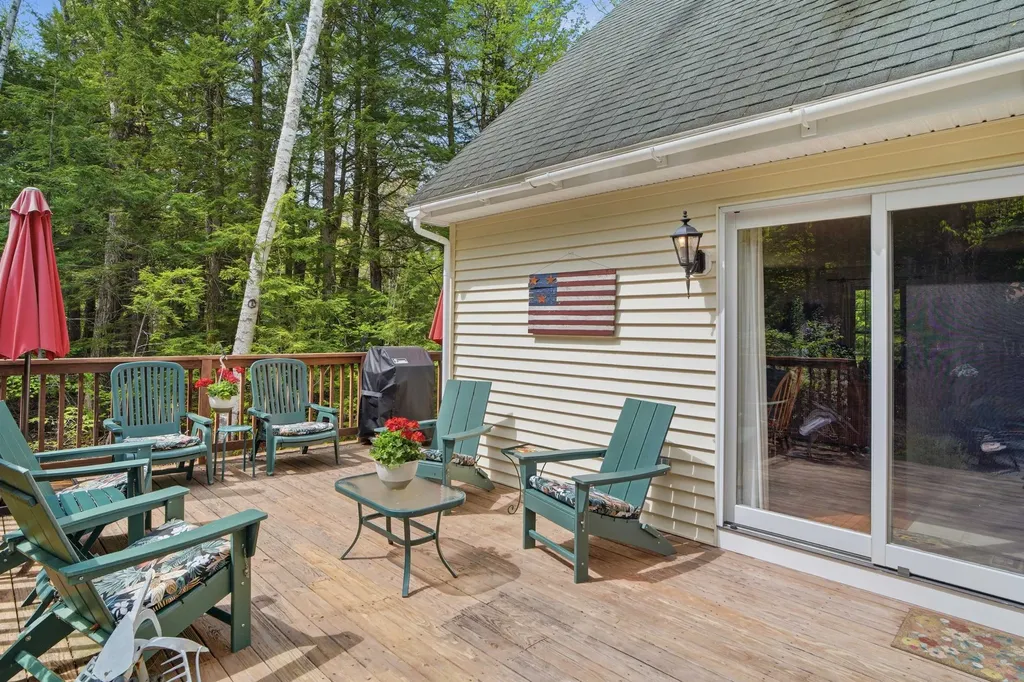 73 Saint Moritz Street Moultonborough NH 03254