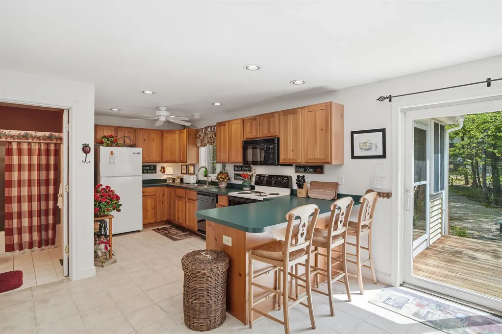 73 Saint Moritz Street Moultonborough NH 03254