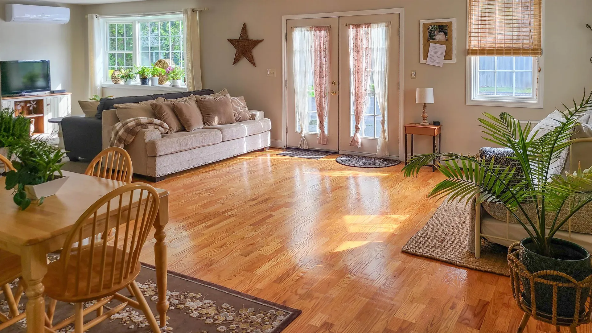 96 Lafayette Road Hampton Falls NH 03844