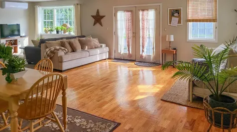 96 Lafayette Road Hampton Falls NH 03844