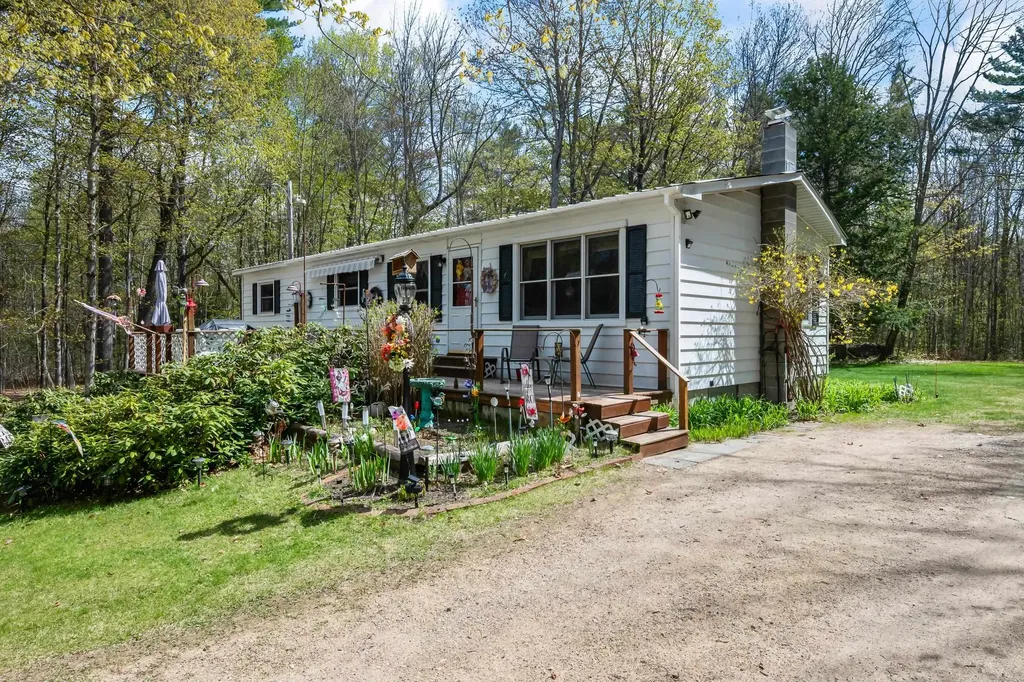 95 Albany Avenue Bartlett NH 03812