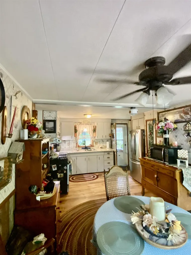 95 Albany Avenue Bartlett NH 03812