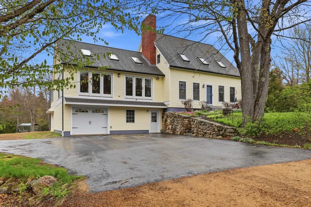 35 Turnpike Road Sharon NH 03458