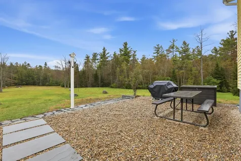 35 Turnpike Road Sharon NH 03458