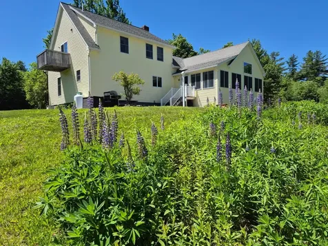 35 Turnpike Road Sharon NH 03458