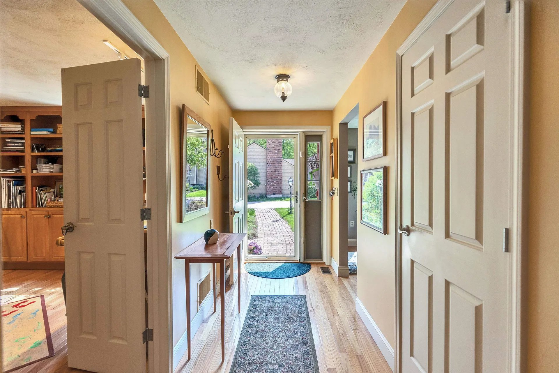 12 Colonial Square Peterborough NH 03458