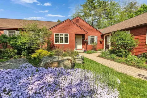 12 Colonial Square Peterborough NH 03458