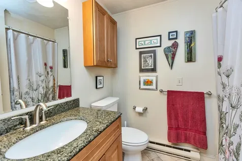 12 Colonial Square Peterborough NH 03458