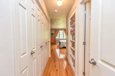 12 Colonial Square Peterborough NH 03458