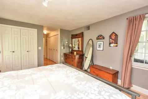 12 Colonial Square Peterborough NH 03458