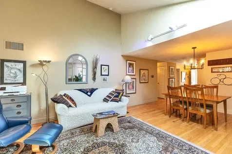 12 Colonial Square Peterborough NH 03458