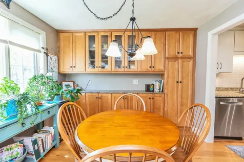 12 Colonial Square Peterborough NH 03458