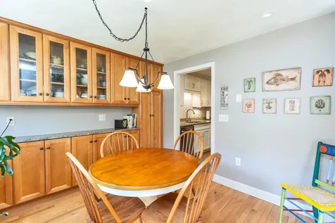 12 Colonial Square Peterborough NH 03458