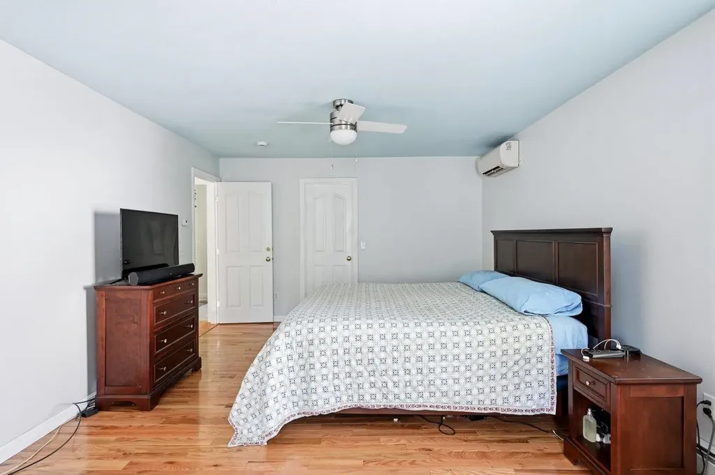 192 Streamside Drive Manchester NH 03102