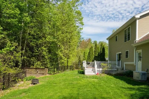 192 Streamside Drive Manchester NH 03102