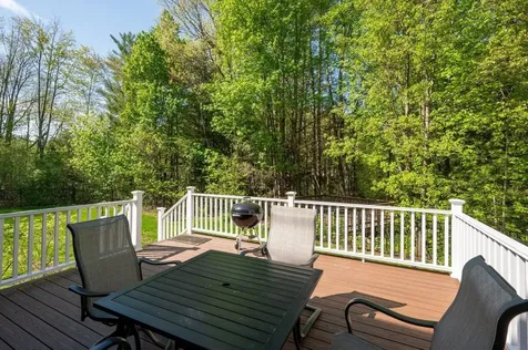 192 Streamside Drive Manchester NH 03102