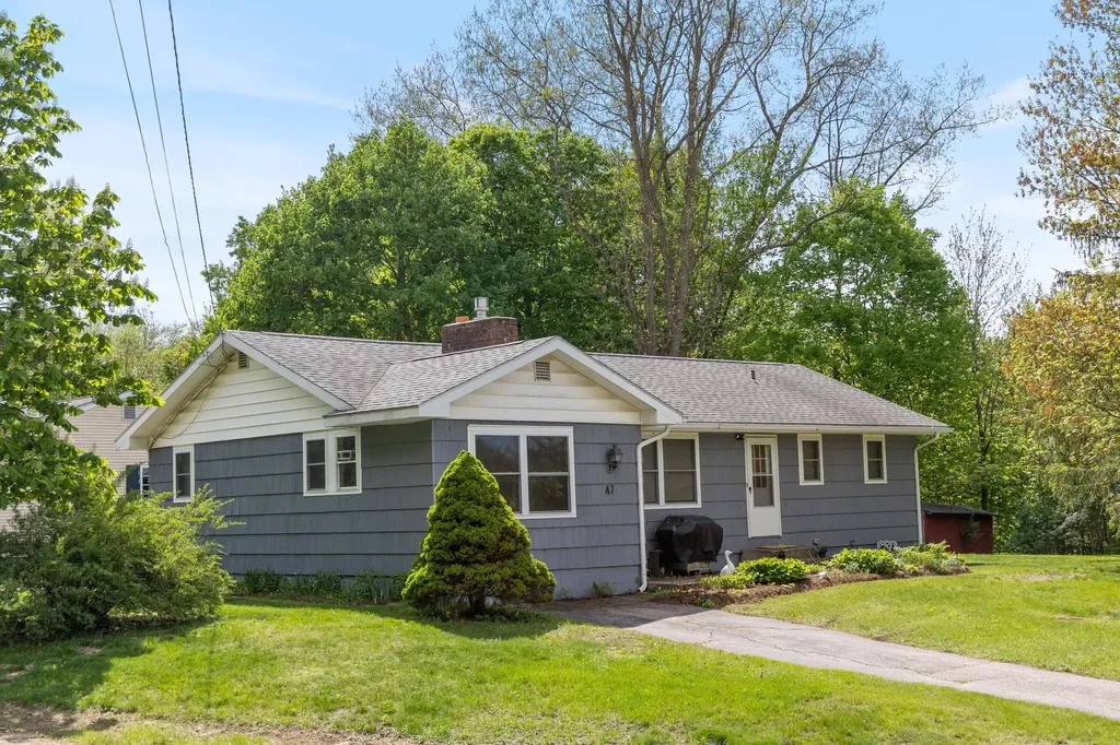 47 Cherry Street Milton VT 05468