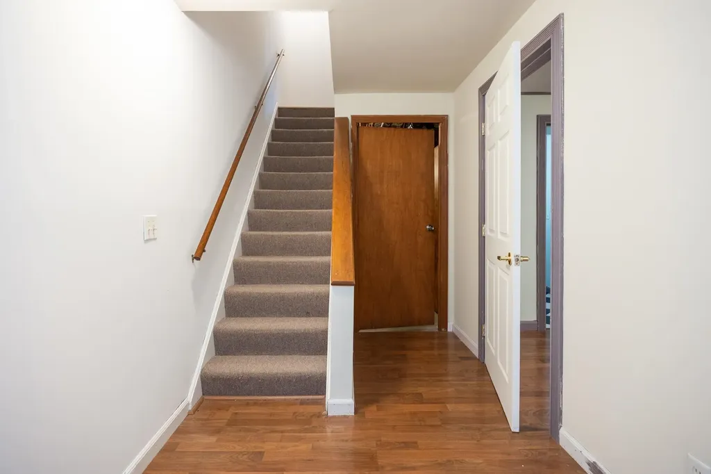 20 Greenfield Road Essex Junction VT 05452