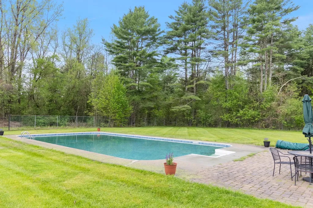 20 Greenfield Road Essex Junction VT 05452