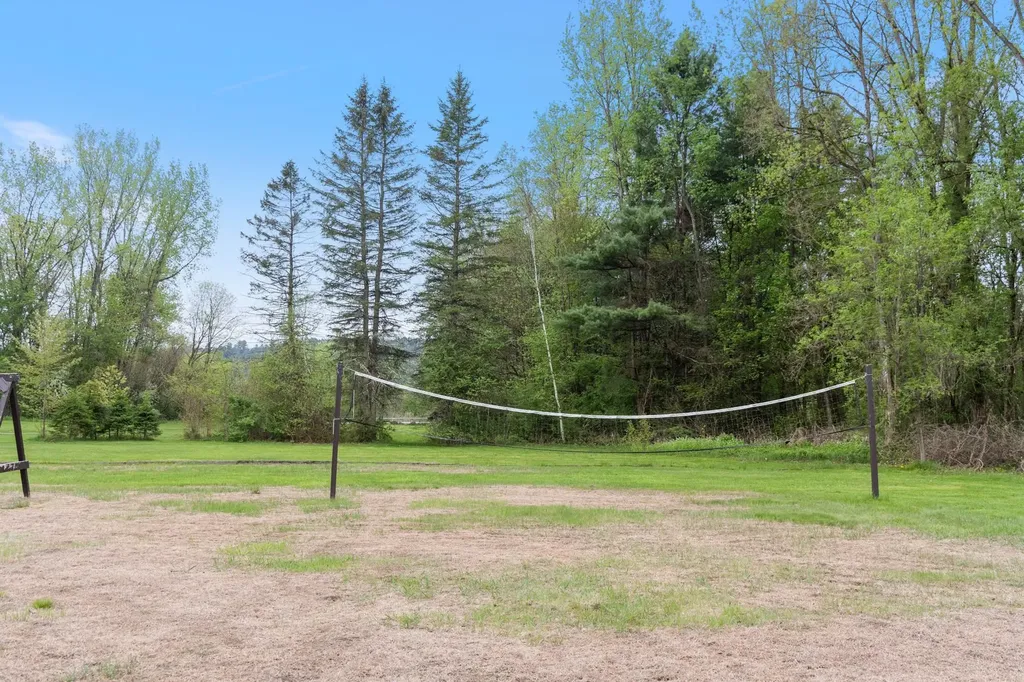 20 Greenfield Road Essex Junction VT 05452